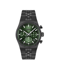 BOSS Chronograph-Armbanduhr mit schwarzem ionenplattiertem Edelstahlgehäuse und -armband, grünem Sonnenschliff-Zifferblatt mit drei Hilfszifferblättern, silberfarbenen Zeigern und Stundenmarkierungen, geriffelter Lünette und Datumsanzeige, hier in der Frontansicht dargestellt.