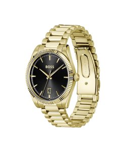 Analog-Armbanduhr von BOSS mit goldfarbenem Edelstahlgehäuse und -armband, schwarzem Zifferblatt mit Sonnenschliff, goldfarbenen Zeigern und Stundenmarkierungen, geriffelter Lünette und Datumsanzeige bei 6 Uhr, dargestellt in einer schrägen Seitenansicht.