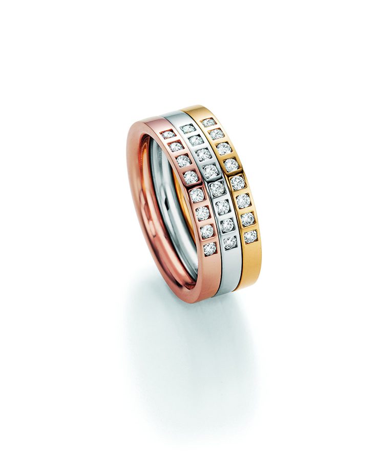 Breiter Ring in Rosé-, Weiß- und Gelbgold mit drei Reihen aus Diamanten
